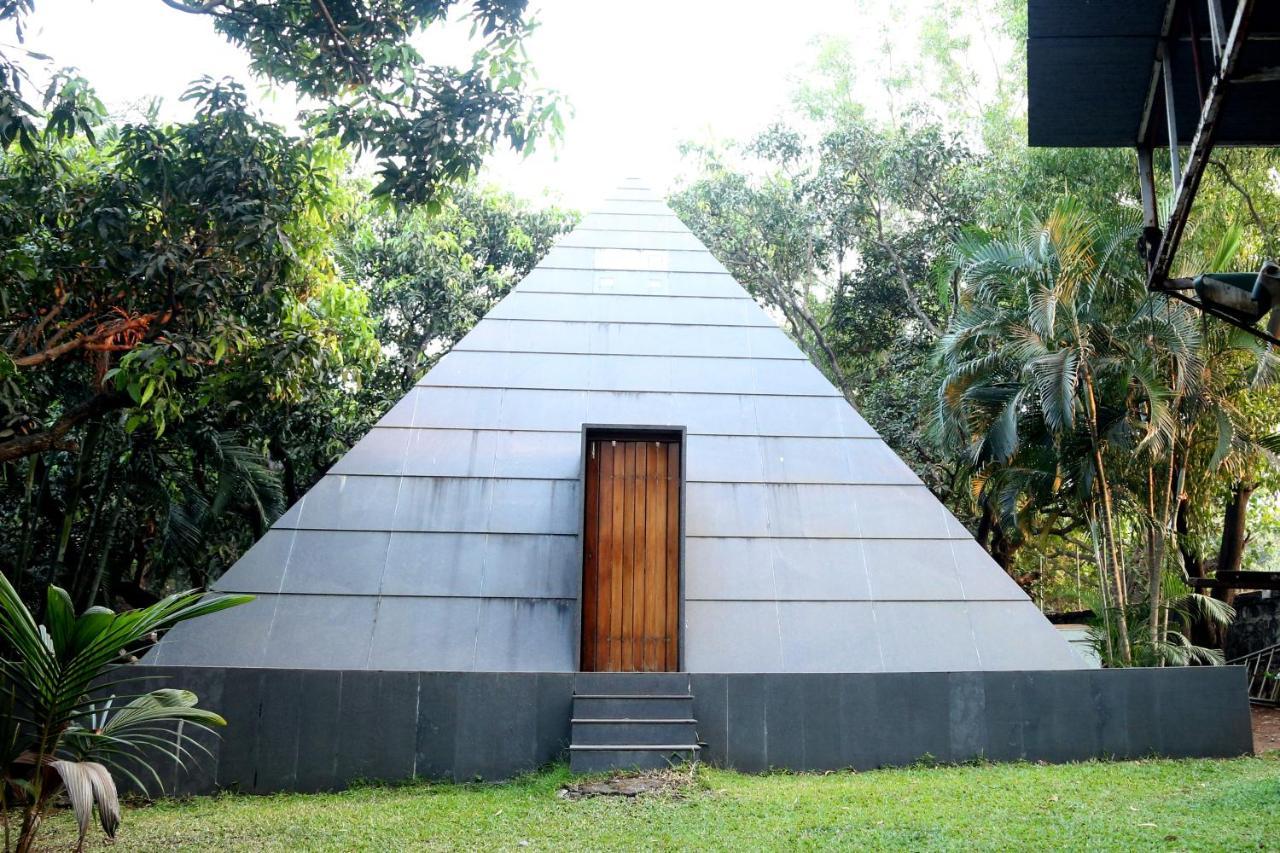 Outpost@Alibaug Hotel Alībāg Exterior foto